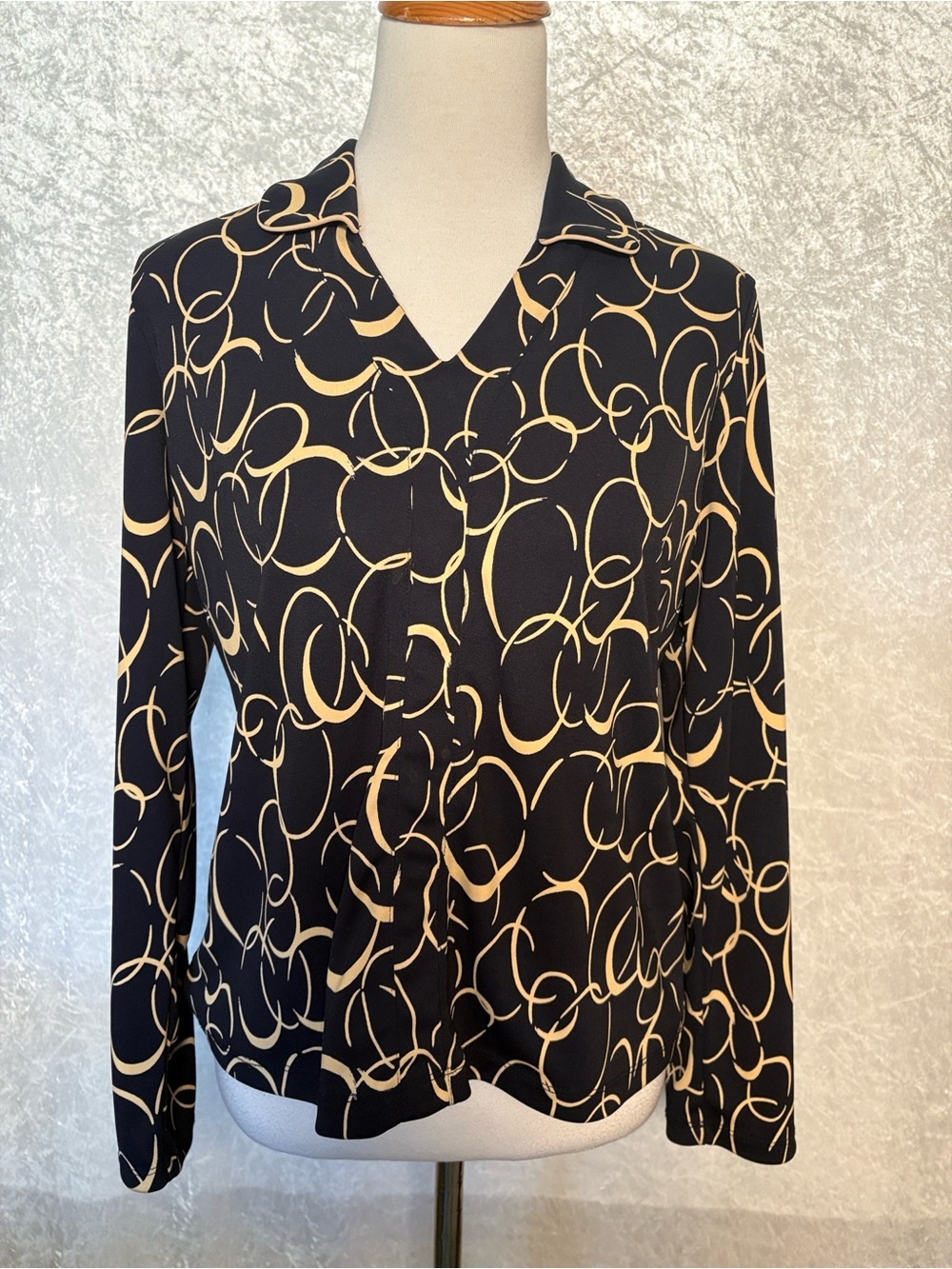 Emma James Black and Gold Swirl Print Blouse Size L